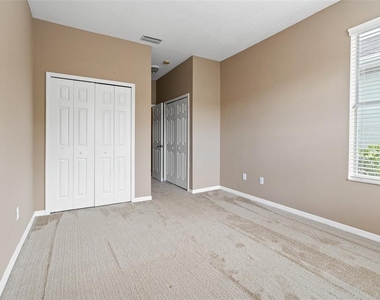 2052 Park Crescent Drive - Photo Thumbnail 28