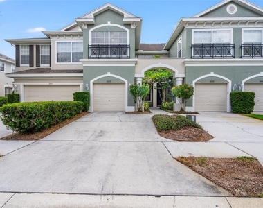 2052 Park Crescent Drive - Photo Thumbnail 6