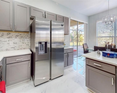 112 Cypress Pointe Court - Photo Thumbnail 17