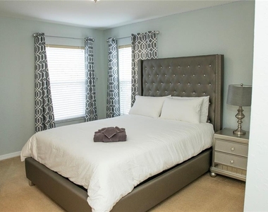 112 Cypress Pointe Court - Photo Thumbnail 24
