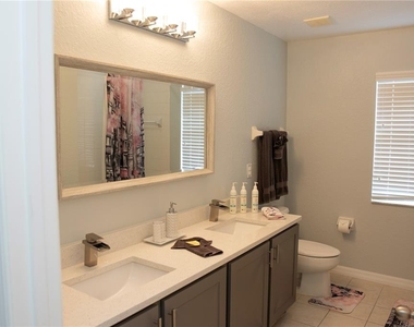 112 Cypress Pointe Court - Photo Thumbnail 20