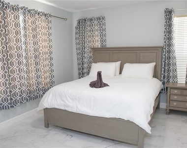 112 Cypress Pointe Court - Photo Thumbnail 10