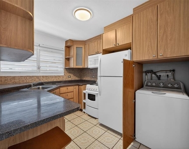 124 Calle Condado - Photo Thumbnail 7