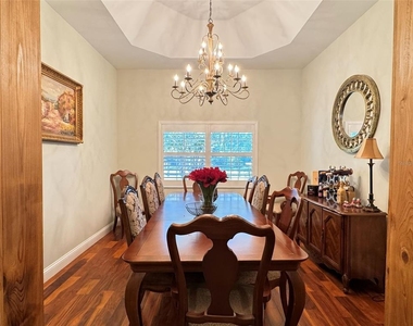 3108 N Wheaton Point - Photo Thumbnail 5