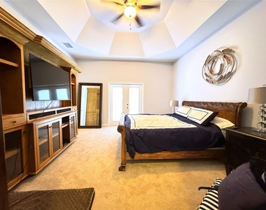 3108 N Wheaton Point - Photo Thumbnail 20