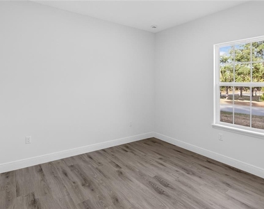 3272 W Fairbank Drive - Photo Thumbnail 9