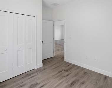 3272 W Fairbank Drive - Photo Thumbnail 13