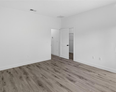 3272 W Fairbank Drive - Photo Thumbnail 18