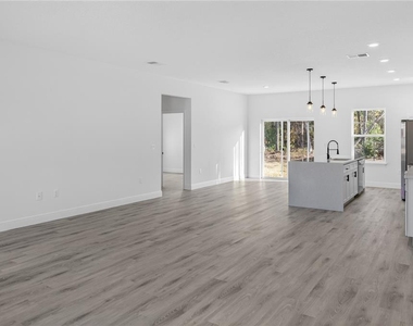3272 W Fairbank Drive - Photo Thumbnail 4