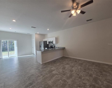 546 Imperial Pl - Photo Thumbnail 6