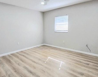 4387 Jackson Street - Photo Thumbnail 9