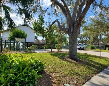 4387 Jackson Street - Photo Thumbnail 18