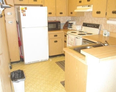 3006 Caring Way - Photo Thumbnail 6