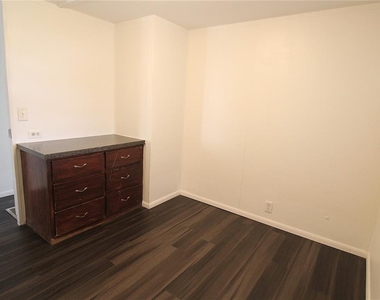 503 51st Avenue W - Photo Thumbnail 15