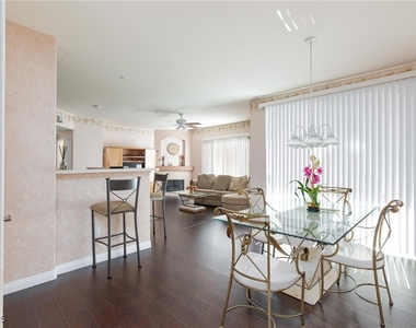 7185 S Durango Drive - Photo Thumbnail 4