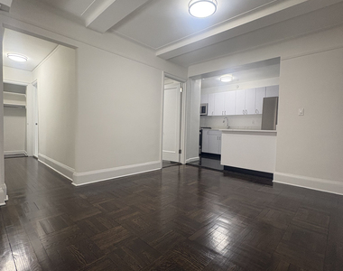  East 38th Street Off Third Ave - Photo Thumbnail 2
