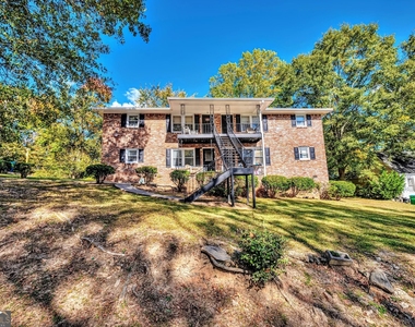 2858 Rosehill Street - Photo Thumbnail 14