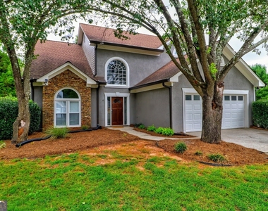 10640 Victory Gate Drive - Photo Thumbnail 2