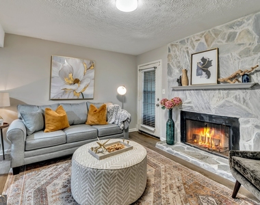 1695 Wynndowne Trail Se - Photo Thumbnail 2