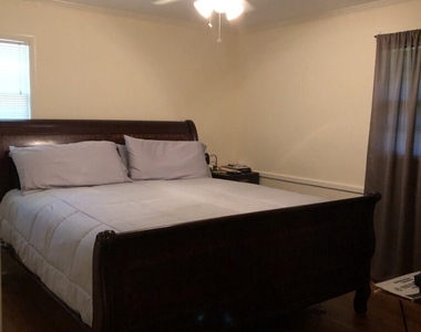 105 Cedar Drive - Photo Thumbnail 5