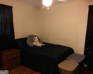 105 Cedar Drive - Photo Thumbnail 7