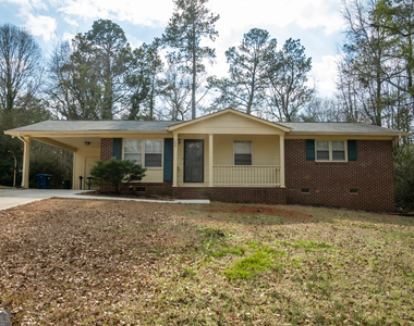 105 Cedar Drive - Photo Thumbnail 10