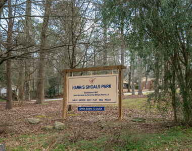 105 Cedar Drive - Photo Thumbnail 14