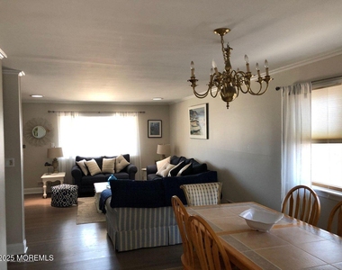 12 York Avenue - Photo Thumbnail 5