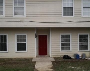 9801-9805 Sycamore Drive - Photo Thumbnail 4
