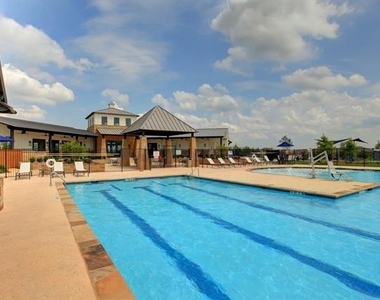 2310 Bellewood Court - Photo Thumbnail 26