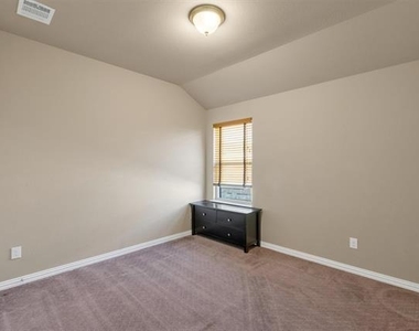 2310 Bellewood Court - Photo Thumbnail 16