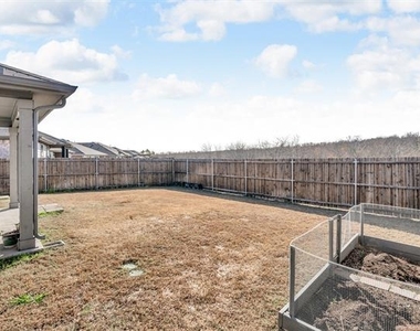 2310 Bellewood Court - Photo Thumbnail 22