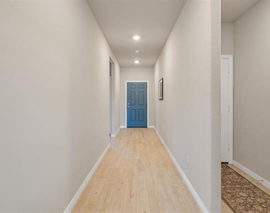 2310 Bellewood Court - Photo Thumbnail 2
