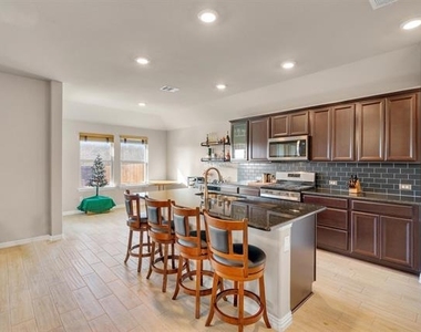 2310 Bellewood Court - Photo Thumbnail 6