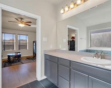 2310 Bellewood Court - Photo Thumbnail 14