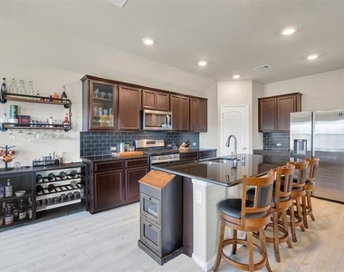 2310 Bellewood Court - Photo Thumbnail 5