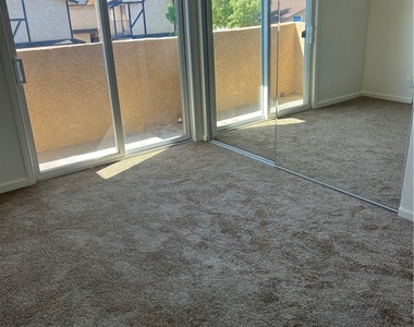 454 E Avenue Q3 - Photo Thumbnail 11