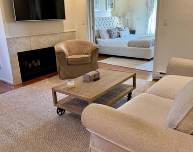 1562 Camino Del Mar - Photo Thumbnail 7