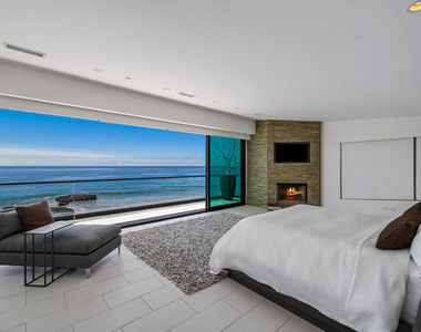 25250 Malibu Road - Photo Thumbnail 32