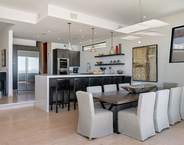 25250 Malibu Road - Photo Thumbnail 18