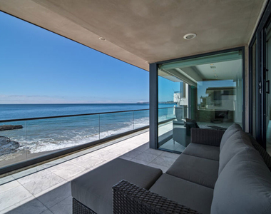 25250 Malibu Road - Photo Thumbnail 36