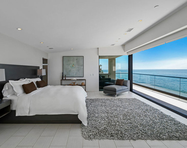 25250 Malibu Road - Photo Thumbnail 37
