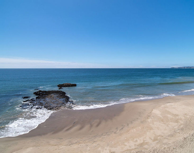 25250 Malibu Road - Photo Thumbnail 30