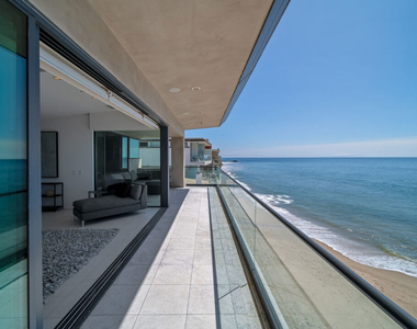 25250 Malibu Road - Photo Thumbnail 35
