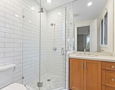 16015 Northfield Street - Photo Thumbnail 23