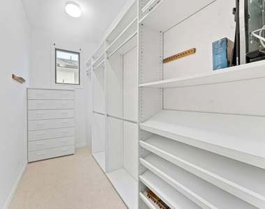 16015 Northfield Street - Photo Thumbnail 18