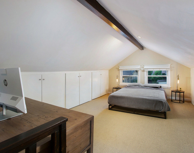 1338 N Genesee Avenue - Photo Thumbnail 26