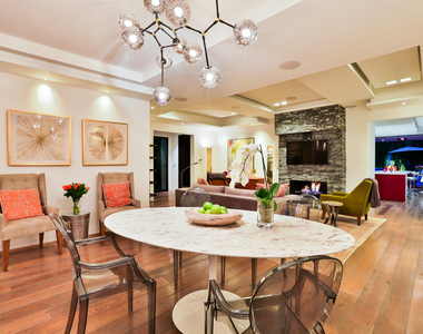 1742 Courtney Avenue - Photo Thumbnail 15