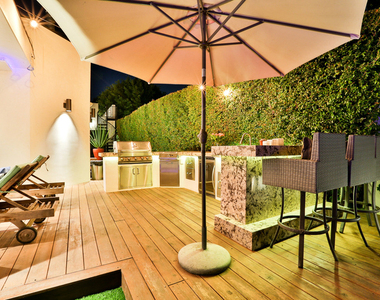 1742 Courtney Avenue - Photo Thumbnail 26
