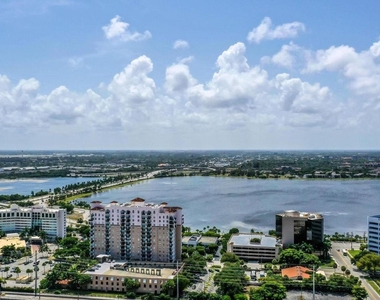 720 S Sapodilla Avenue - Photo Thumbnail 11